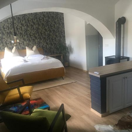 Apartman Pod Synagogou Humpolec Luaran gambar